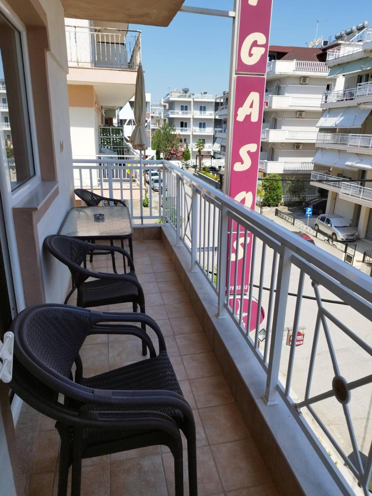 Hotel Villa Pigasos Paralía Dış mekan fotoğraf
