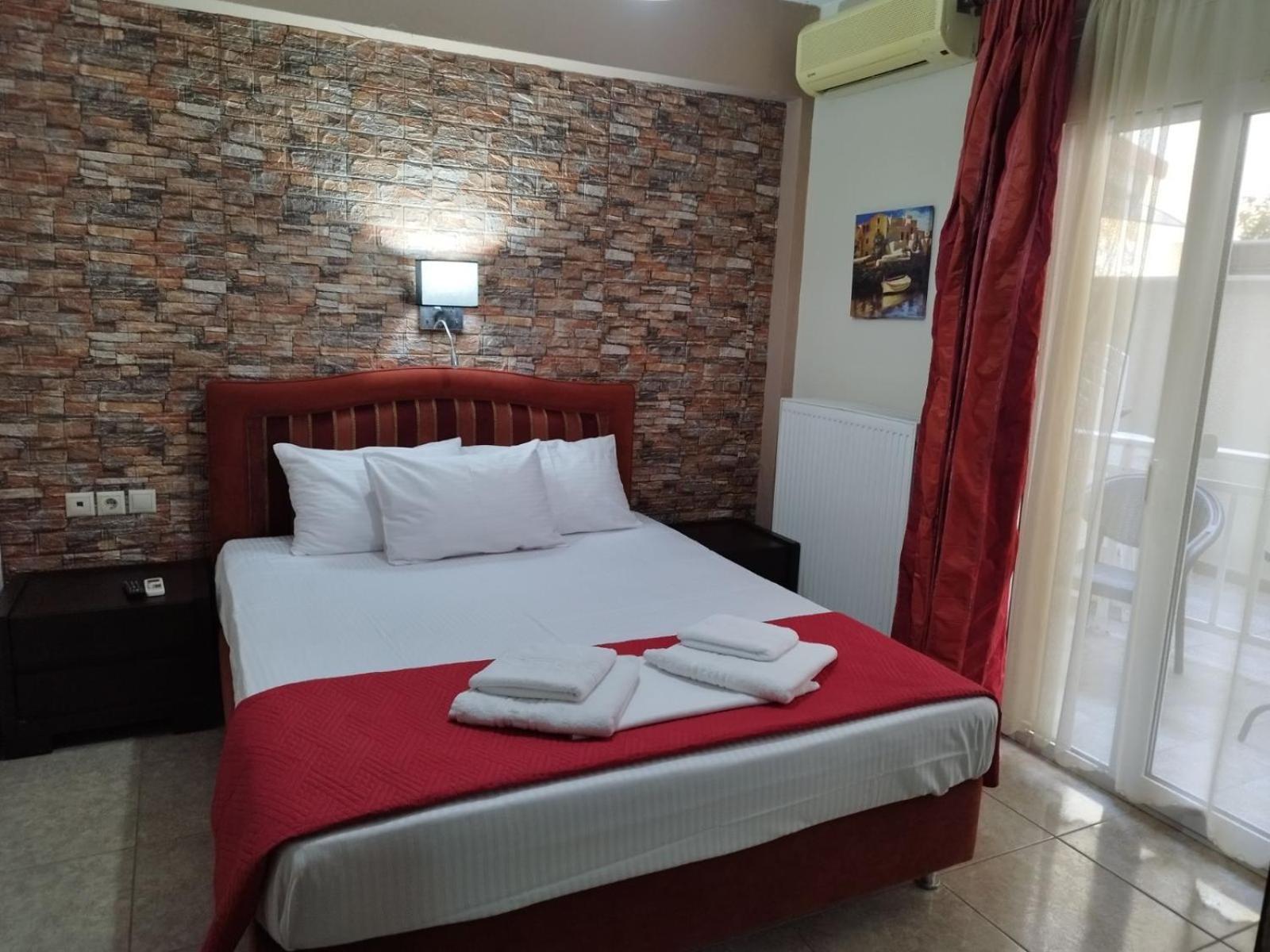 Hotel Villa Pigasos Paralía Dış mekan fotoğraf