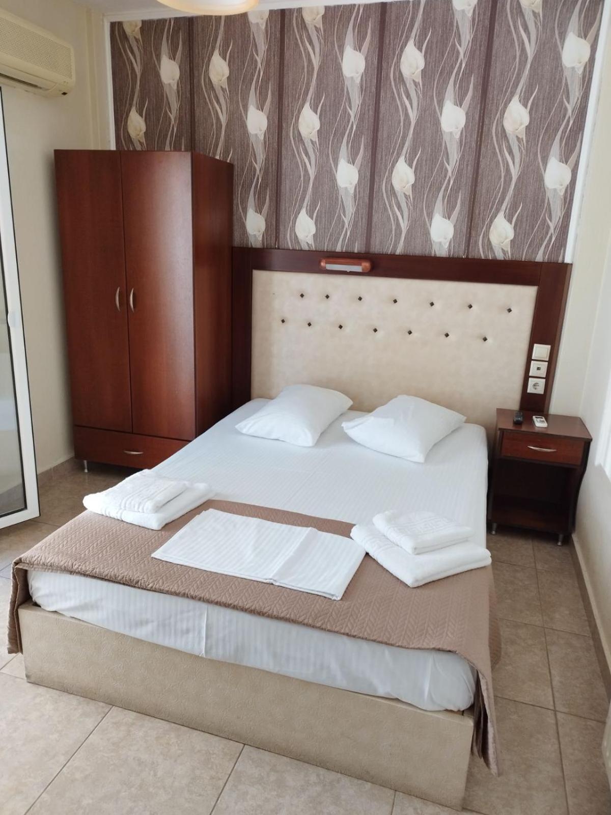 Hotel Villa Pigasos Paralía Dış mekan fotoğraf