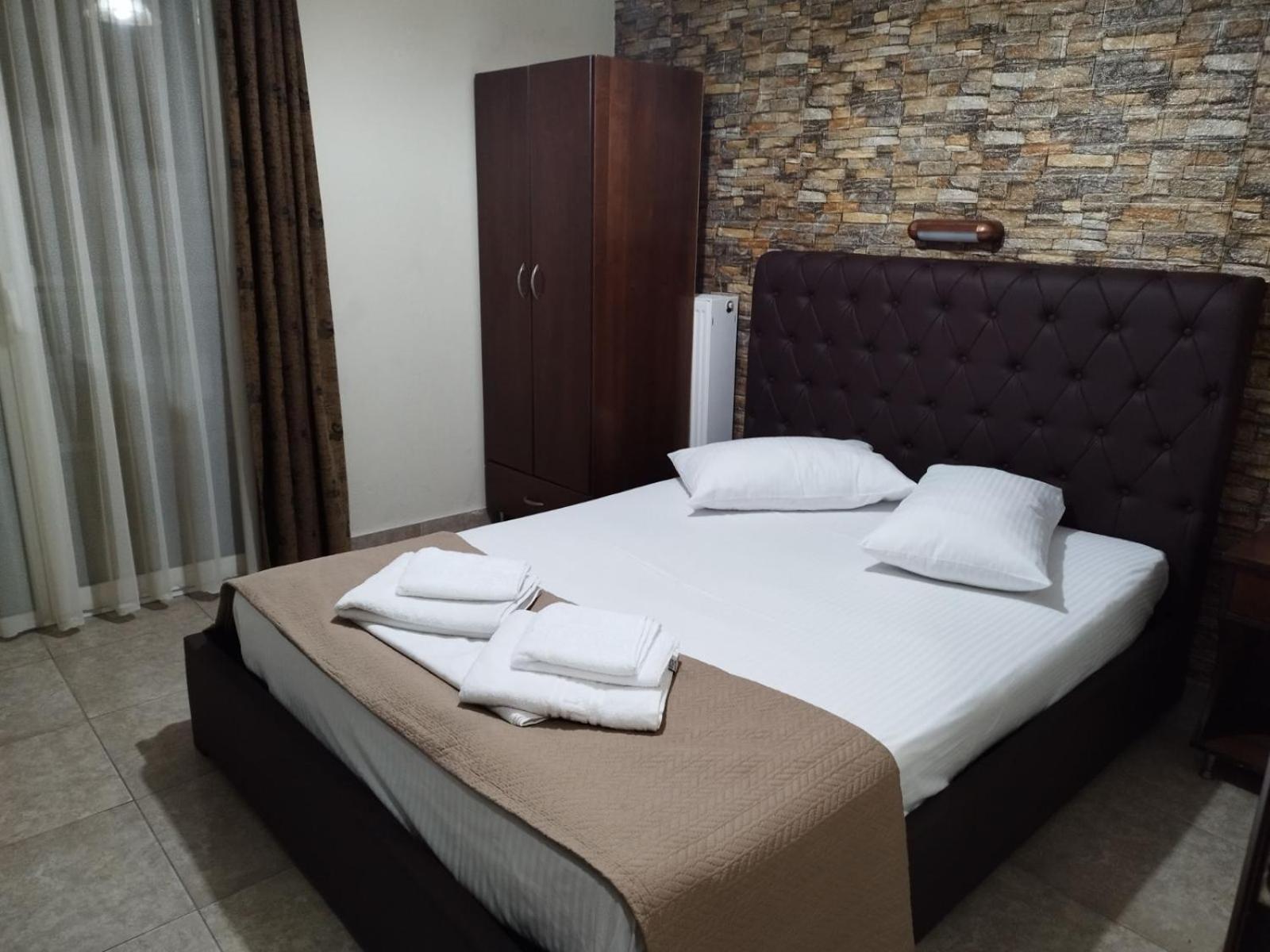 Hotel Villa Pigasos Paralía Dış mekan fotoğraf