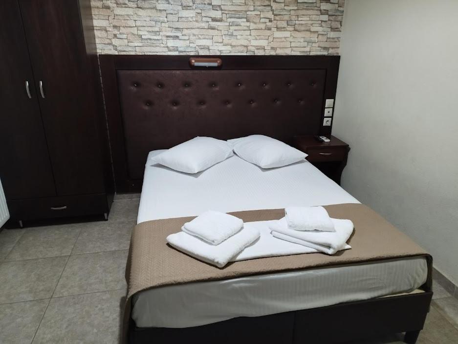 Hotel Villa Pigasos Paralía Dış mekan fotoğraf