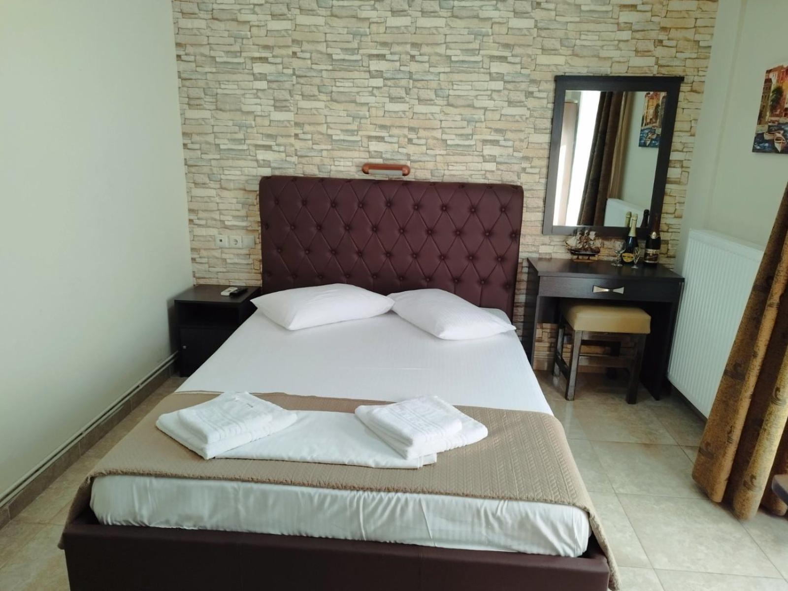 Hotel Villa Pigasos Paralía Dış mekan fotoğraf
