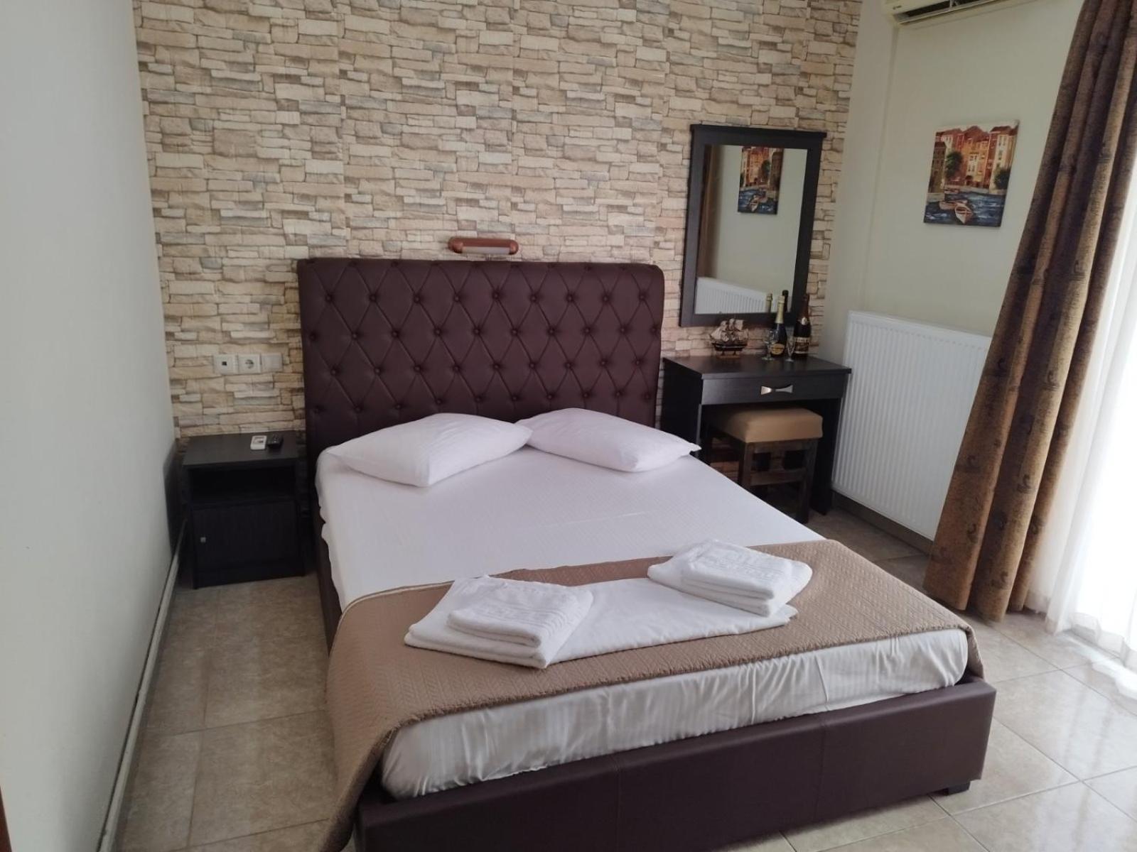 Hotel Villa Pigasos Paralía Dış mekan fotoğraf